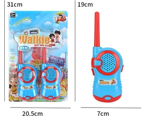 Detailed dimensions of blue and red kids walkie talkie set in 31x20.5cm blister packaging
