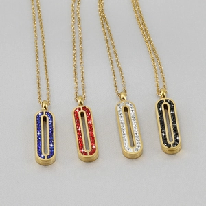 Parure de colliers en acier inoxydable doré avec pendentifs ovales et cristaux colorés