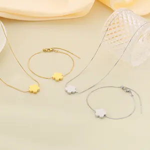 Stainless Steel Flower Necklace And Bracelet Jewelry For Women Simple Snake Bone Chain Adjustable Flower Pendant Fashion