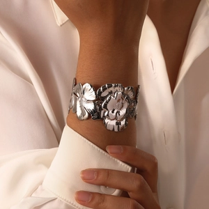 Polished silver floral wide open cuff bracelet for women in a vintage French style