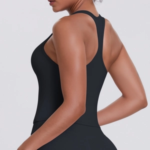 Detailed back view of a black Y-back sports bra featuring high-elastic quick-dry matte fabric