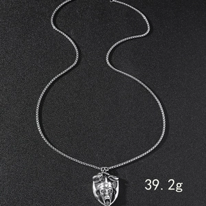 Collier en acier inoxydable avec pendentif bouclier Méduse et chaîne à mailles, 39,2 g