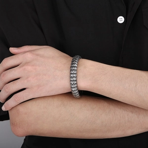 Retro dragon scale stainless steel twisted bangle for men in antique silver finish