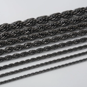Cadenas de cuerda negras de acero de titanio para hombre en varios grosores