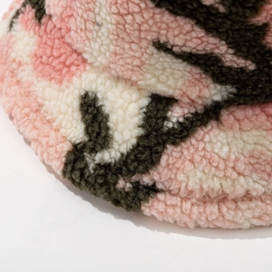 Bob unisexe en polaire sherpa camouflage rose et olive pour l'hiver chaud