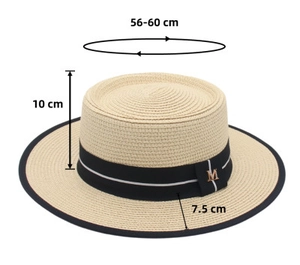 Dettaglio del cappello di paglia francese con logo M e tesa larga 7,5 cm