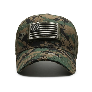 Casquette de baseball camo numérique avec patch drapeau US et maille respirante