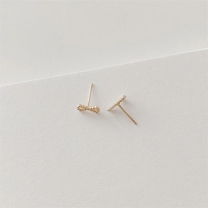 Minimalist 925 sterling silver beaded bow stud earrings in golden finish for women