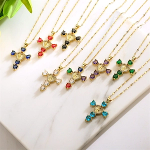 Collier Pendentif Croix Cœur Vierge Marie Religieuse Cuivre Micro Pavé Zircone Bijoux Or pour Femmes Cadeaux Mode