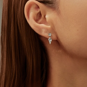 Exquisite S925 sterling silver kite-shaped drop earrings featuring sparkling zircon gemstones