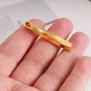 Mirror gold stainless steel twisted bar pendant charm for DIY jewelry design in palm