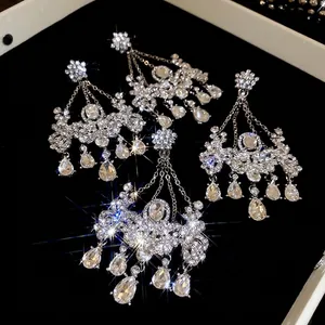 Boucles D Oreilles Pendantes Lustre Avec Tige En Argent Fin 925 Alliage Strass Long Pompon Fleur Baroque Fête