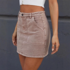 Brauner High-Waist Cargo-Jeans-Minirock mit Vordertaschen und schmaler Passform