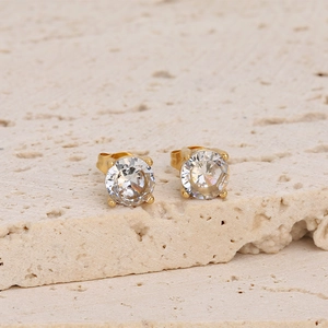 Classic 18K gold plated stainless steel four-prong round stud earrings with crystals