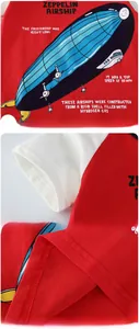 Détails des manches raglan rouges et imprimé dirigeable vintage sur T-shirt en coton enfant