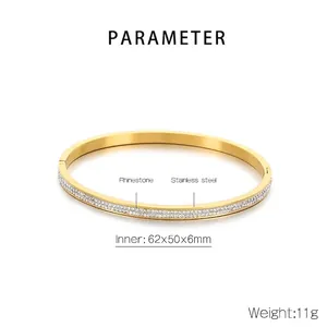 Dimensioni dettagliate del bracciale ovale in acciaio inossidabile placcato oro 18k e strass