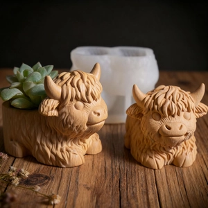 Highland cow silicone mold for DIY resin candle holders and succulent flower pots