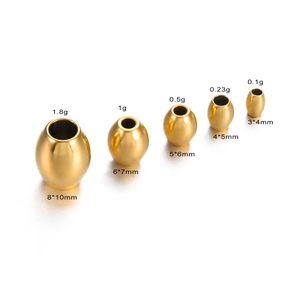 Comparaison de taille détaillée des perles ovales en acier doré pour bijoux DIY