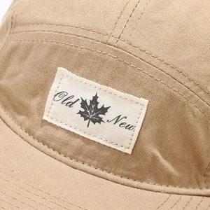 Retro khaki washed cotton hip hop flat brim cap with Old New maple leaf embroidery label