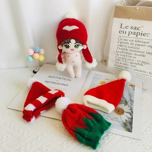 Christmas style knitted beanies with heart patterns for 20cm cotton plush dolls