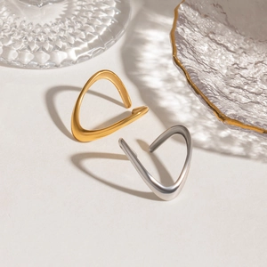 Minimalist V-shaped adjustable stainless steel rings in matte gold and silver finishes