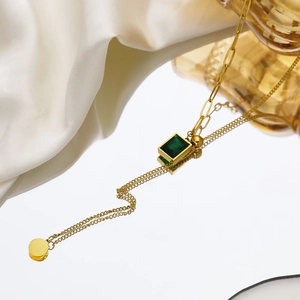 Pendant Necklace Emerald Green Square Zircon Titanium Steel 18K Gold Plated Clavicle Chain Fashion Women