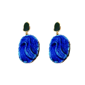 Vintage irregular blue resin earrings with gold edges and silver needles for women