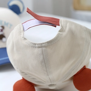 Adjustable baby baseball cap with bear ears in beige and red cotton twill fabric
