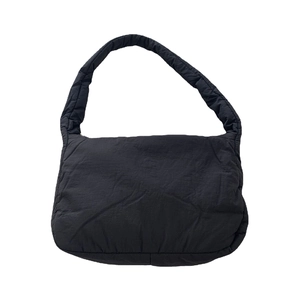 Quilted black puffer tote bag with wide soft shoulder strap for autumn and winter styles