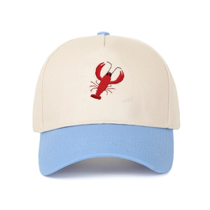 Two-tone cotton baseball cap with red lobster embroidery in beige and light blue