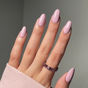 Faux Ongles Press On Couleur Unie Forme Amande Courte Violet Taro Plastique ABS Pour Manucure Quotidienne Femmes