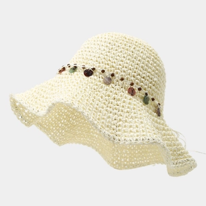 Chapeau de soleil en crochet respirant avec perles bohèmes pour la plage d'été