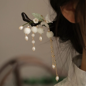 Pic À Cheveux Bois Alliage Künstliche Perle Synthétique Gland Floral Lys Vintage Style Rétro Pour Femmes Accessoire De Coiffure