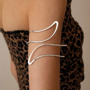 Minimalist silver irregular leaf streamline open arm cuff jewelry for women