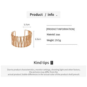 Detailed size specifications of hollow geometric woven iron bracelet with measurements