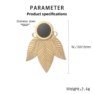 Detailed view of golden stainless steel clover pendant showing 19x15mm dimensions