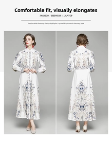 Vue détaillée d'une robe maxi vintage avec manches bouffantes et motifs floraux symétriques