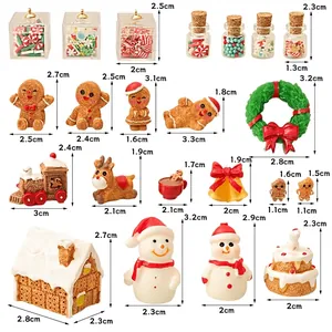 Miniature Christmas Dollhouse Decoration Resin Plastic Gingerbread Man Snowman Reindeer Wreath Tiny Festive Micro Landscape Ornaments