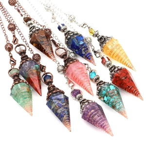 Naturstein Splitter Harz Pendel Halskette Sechseckiger Kegel Drahtumwickelt Heilung Reiki Wünschelrute Meditation Schmuck