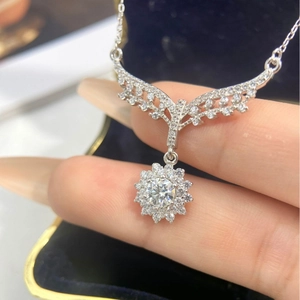 925 silver sunflower moissanite pendant necklace with elegant wing design details