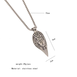 Détails du pendentif tête d'oiseau punk en acier inoxydable avec dimensions et poids