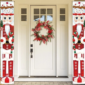 Bannières de porte casse-noisette de Noël avec baies rouges et pommes de pin décor