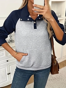 Sweat-shirt matelassé bicolore pour femme avec manches raglan et demi-patte de boutonnage