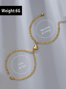 Detailed view of gold heart charm bracelet with dimensions and 6g weight label