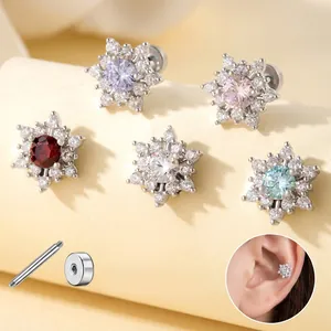 Schneeflocken Ohrstecker Titanstahl Schraubverschluss Zirkonia Elegant Glitzernd Knorpel Piercing Schmuck Für Damen