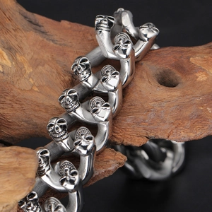 Men's punk double row skull link bracelet made of durable silver stainless steel