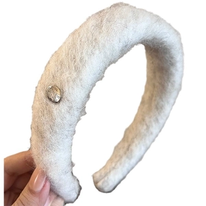 Chic white flocking headband with metallic Believe In Your Self tag for high skull top look