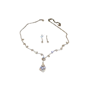 Parure de bijoux en argent avec collier goutte en zircon et boucles d'oreilles assorties