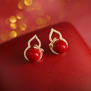 Gourd earrings with red beads and zircon accents in a gold-plated vintage design