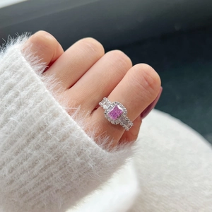 Luxurious S925 sterling silver ring with rectangular pink gemstone and halo diamonds